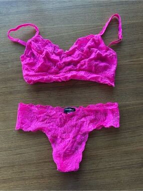 Cosabella Never Say Never Sweetie Hot Pink Lace Bralette & Cutie Thong Set